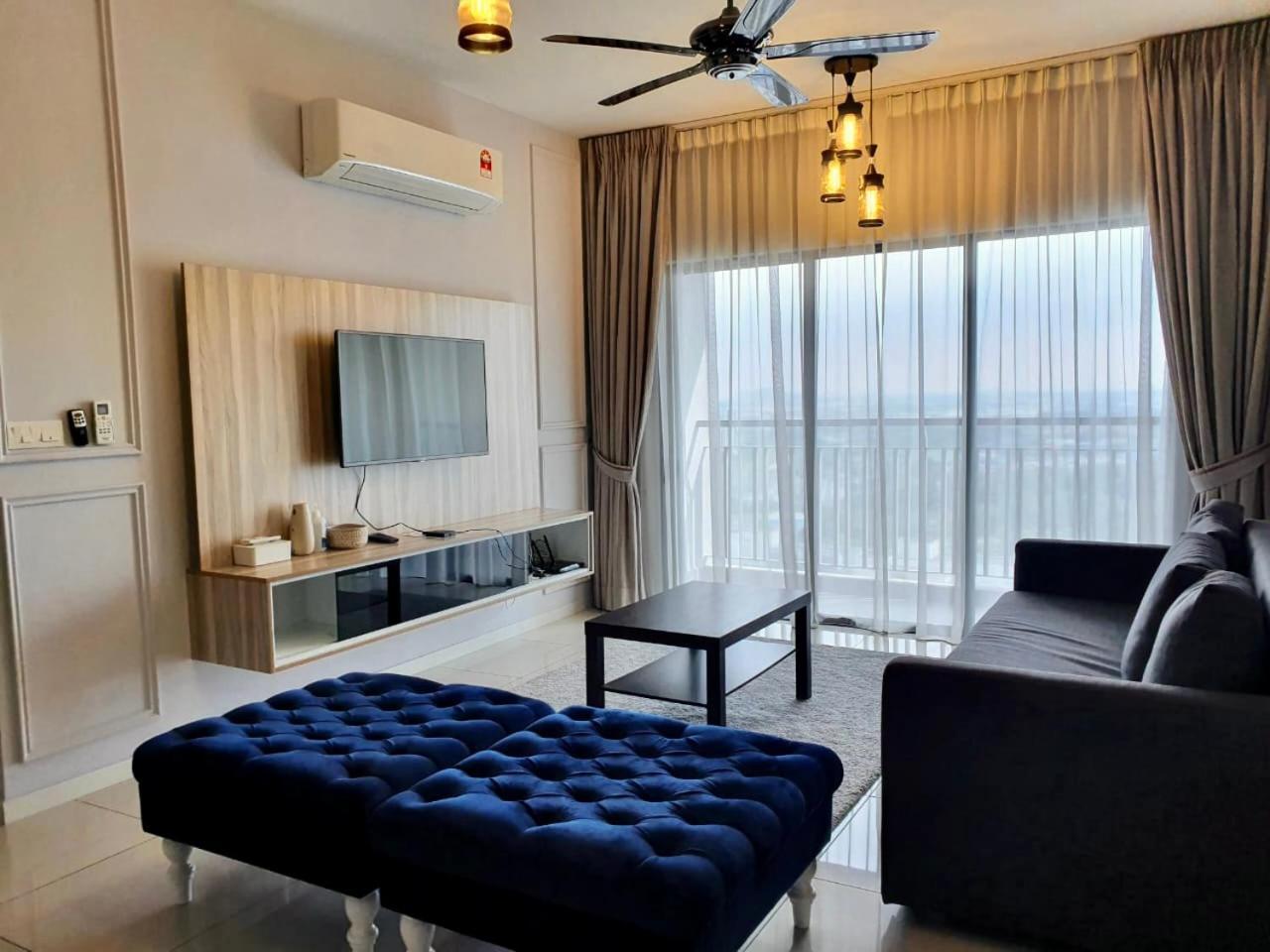 Apartment Emira Seksyen 13 By Alpha Lavista