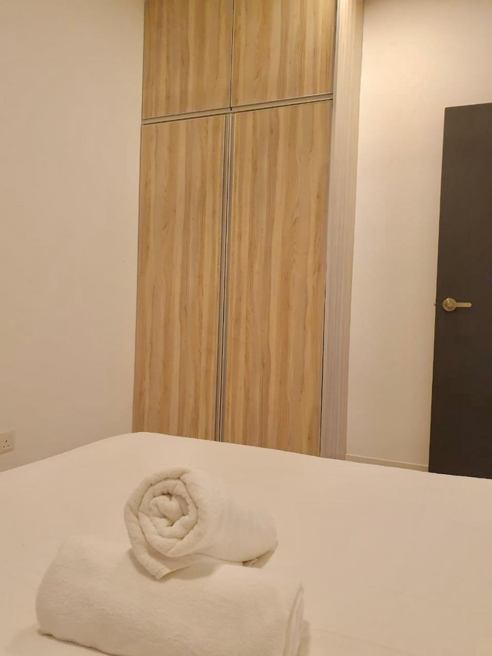 Emira Seksyen 13 By Alpha Lavista Apartment *